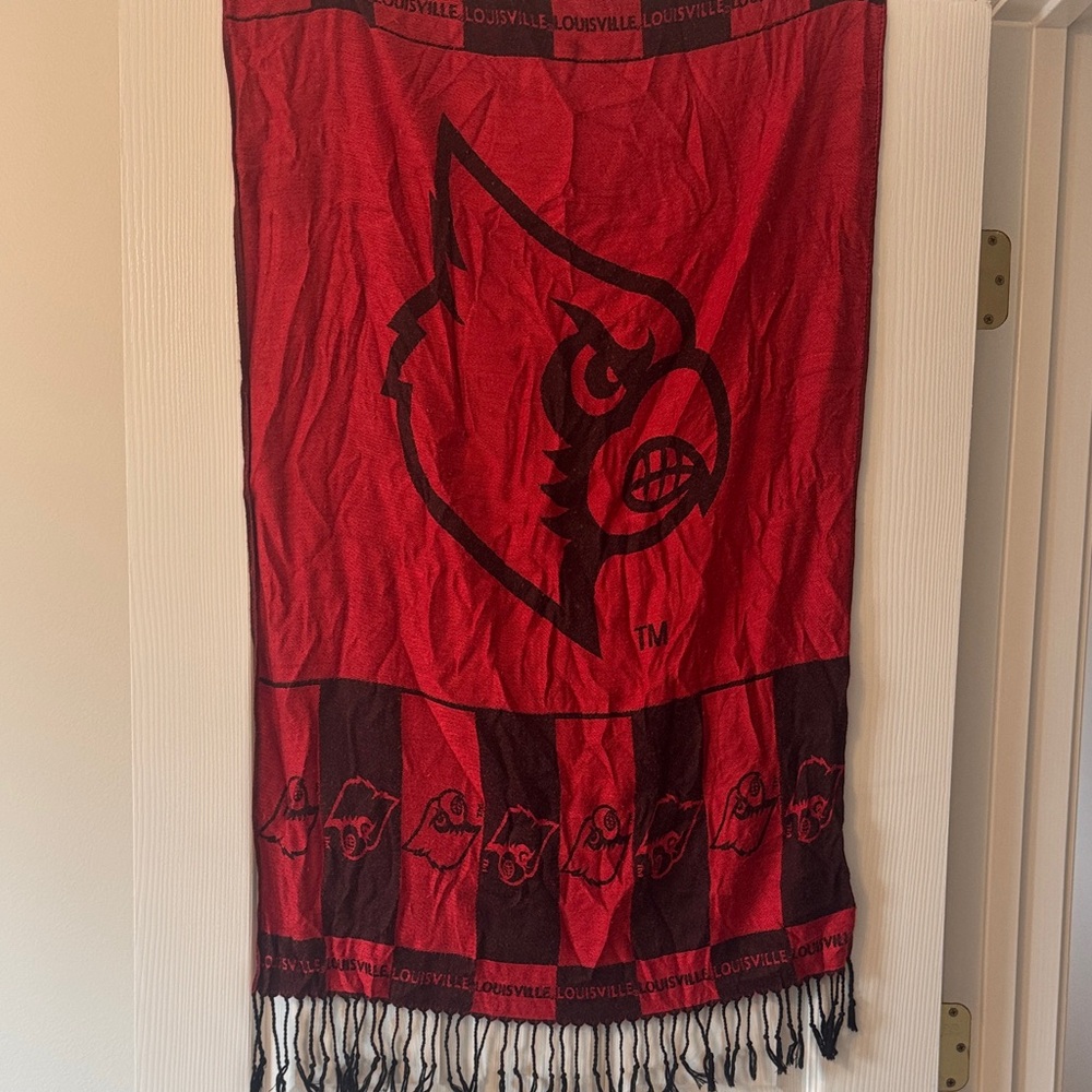 University of Louisville scarf - cardinals